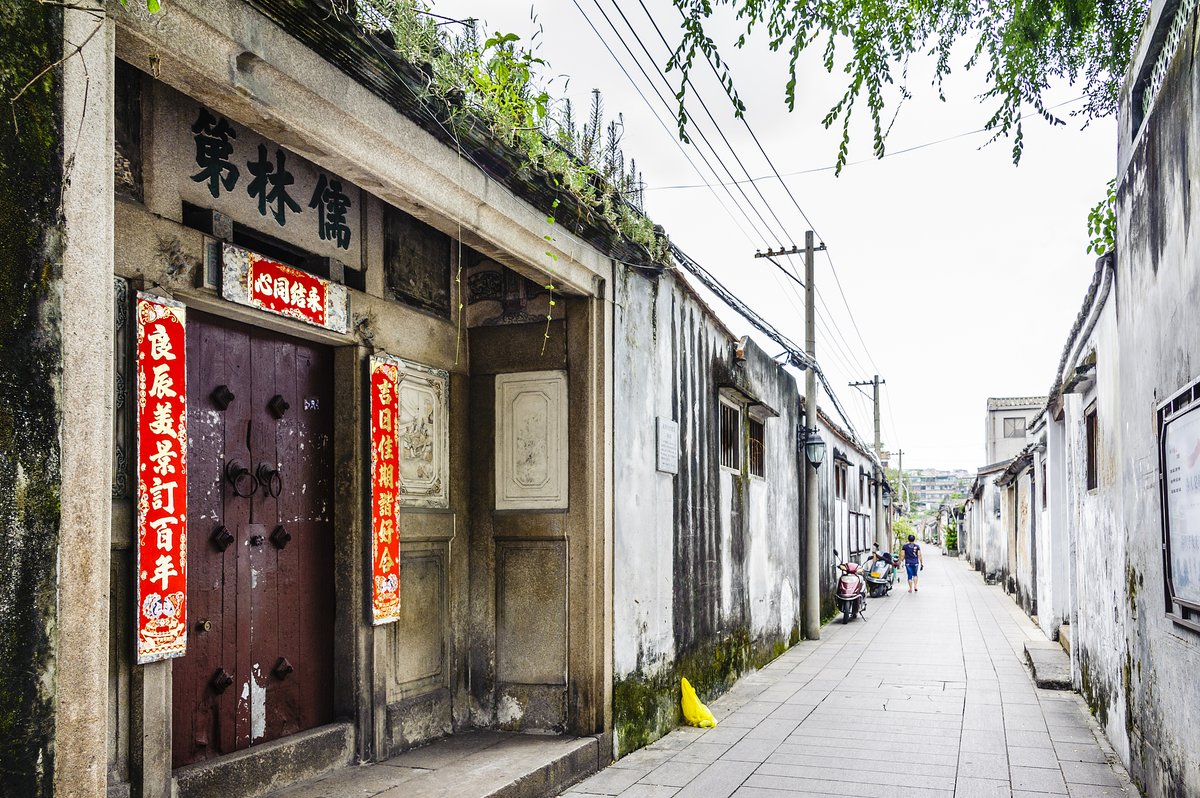 【汕头→潮州】龙湖古寨→韩文公祠→湘子桥→潮汕牛肉火锅→滨江