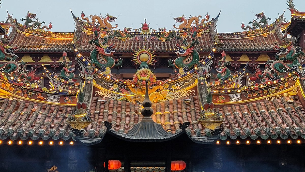 漫品古城（自由活动）●『关岳庙』→『天后宫』→『钟楼』→『西