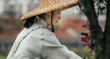 武夷山国家公园+天游峰+武夷山九曲溪3日2晚拼小团·【慢步悠心.寄情山水】8人小团+3特色餐+登天游.乘九曲漂流“曲曲山回转.峰峰水抱流“2赏千年母树大红袍与玉女峰 .山水之灵【赠夏季特饮围炉冰茶+非遗茶百戏】
