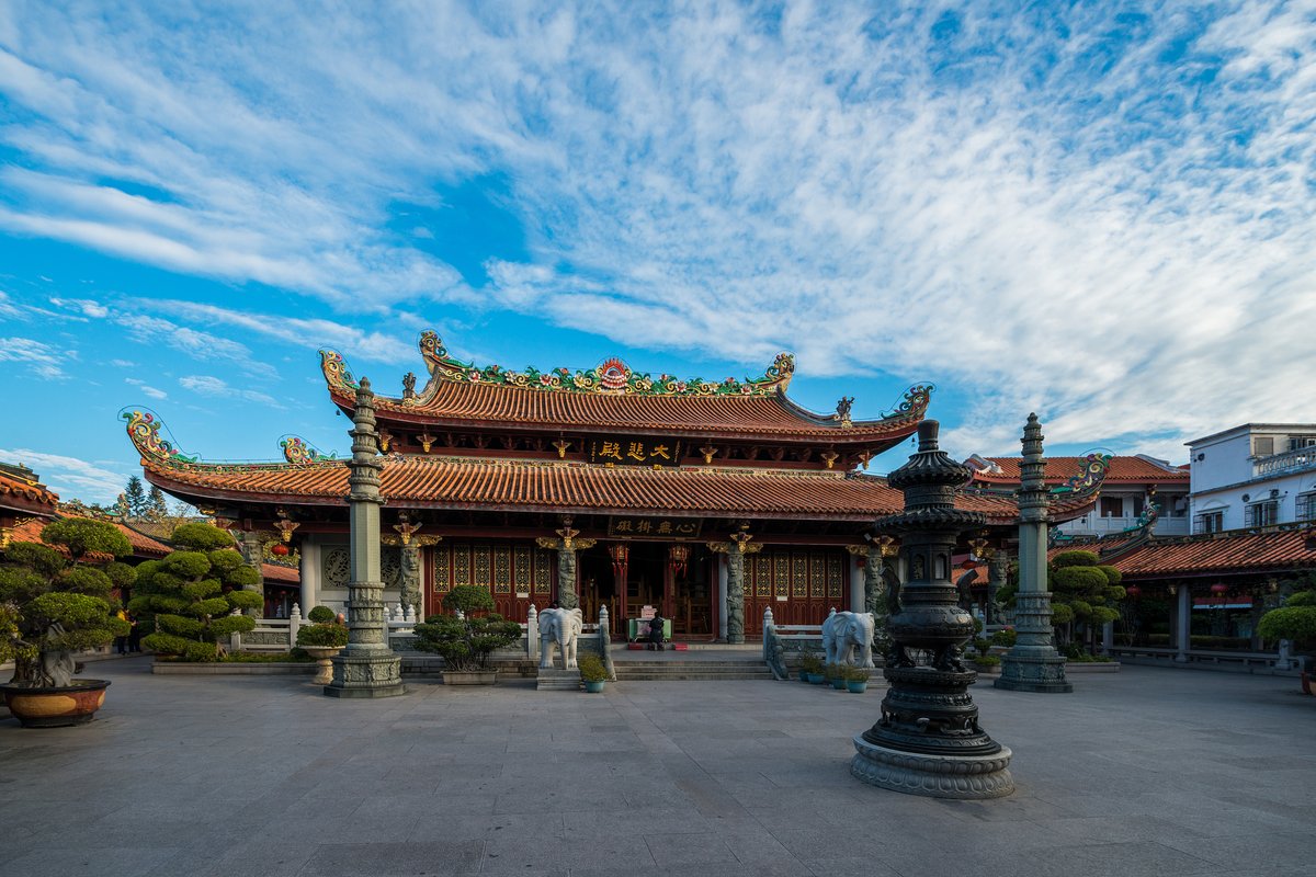 【汕头→潮州】龙湖古寨→韩文公祠→湘子桥→潮汕牛肉火锅→滨江