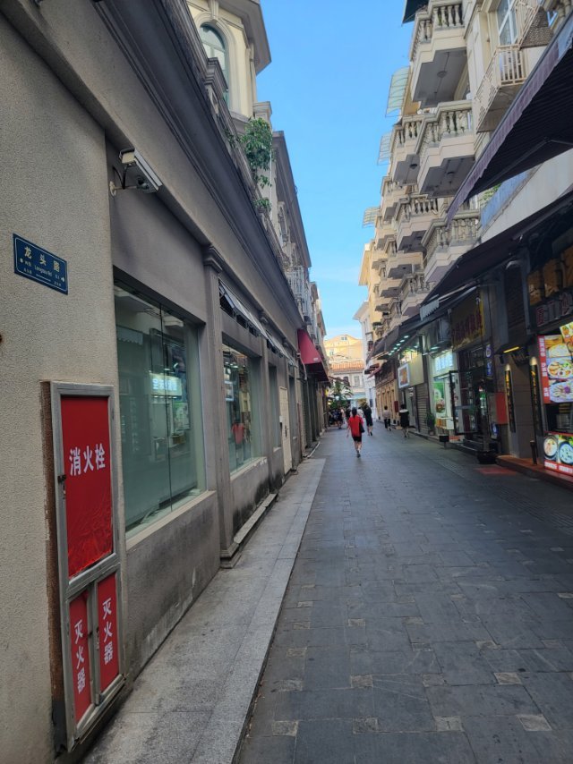 漫步世遗鼓浪屿『万国建筑博览』网红转角→『菽庄花园』→『钢琴