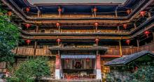 厦门+鼓浪屿+福建土楼+泉州+东山岛+小嶝岛8日7晚跟团游·1人起订 国际5钻/5星连住·厦门艾美/喜来登/温德姆等 除东山岛外，均安排18人内团
