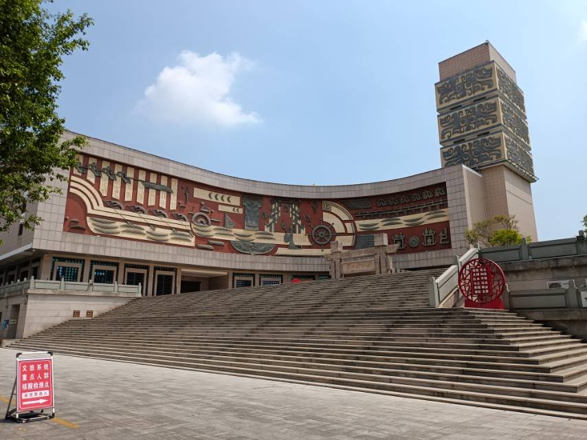 和有趣的人结伴出行，交通无忧，景点全含，超高性价比：City
