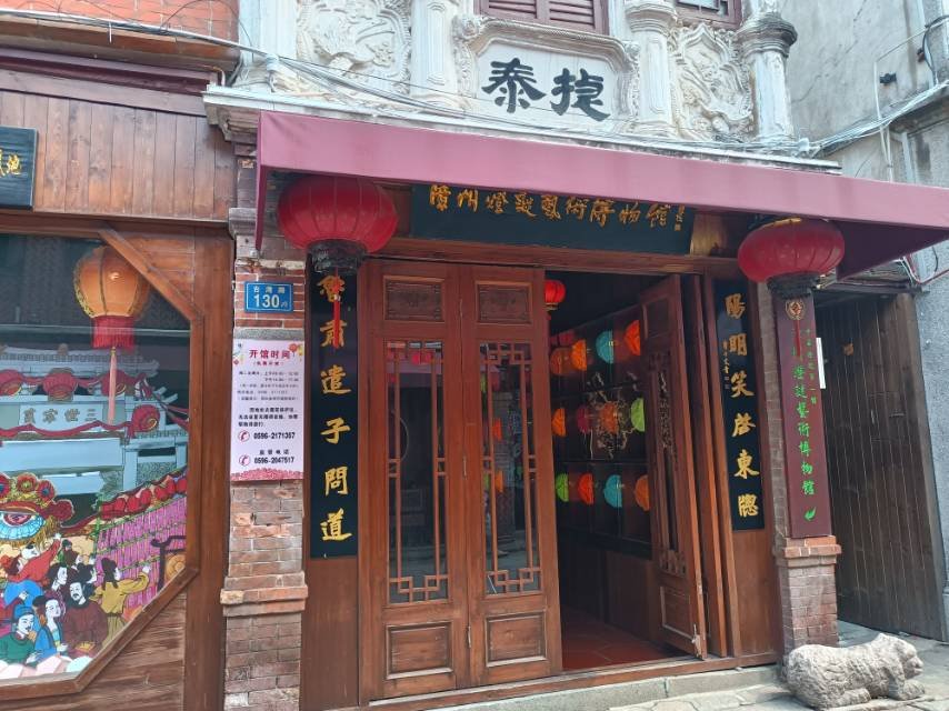 【土楼度假小团】：升级土楼印记非遗体验4选1：夯土垒砖/非遗