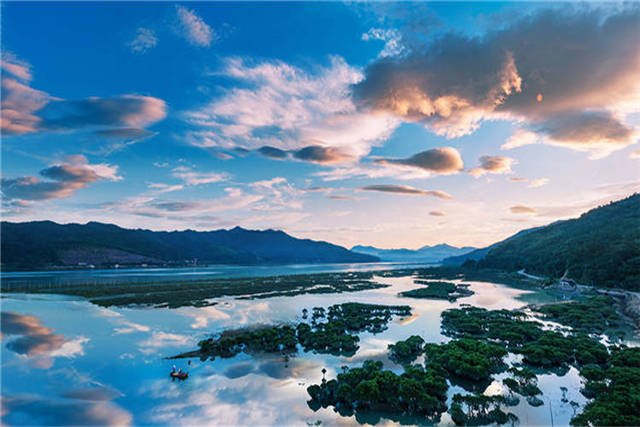 结伴拼车走西线：【北岐滩涂观日出】+【水墨丹青&海上渔晖】奥