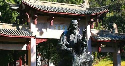 武夷山主景+九曲溪竹筏漂流4日3晚跟团游·【 趣武夷超值跟团·8人VIP精致小团】九曲溪畔泛舟.天游峰顶揽云~观印象大红袍表演『含2正高标餐+赠山景茶歇』精选4钻精品酒店 咨询下单有优惠