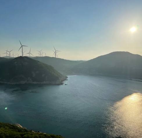 平潭海湾晨光与海上养殖