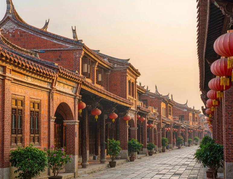 假期过后去漳州找旅行社怎么安排？闽南文化宣传周、土楼非遗与秋日登高一次说清