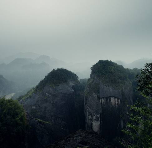 武夷山云雾丹霞群峰（福建南平）