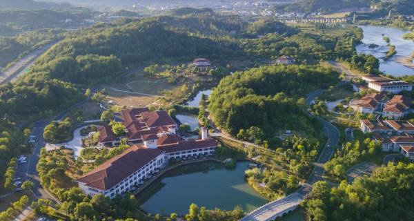 武夷山大红袍山庄(景区南入口店)