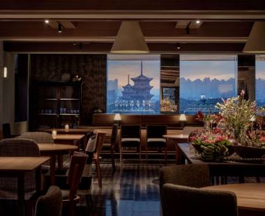 泉州七栩钟楼酒店